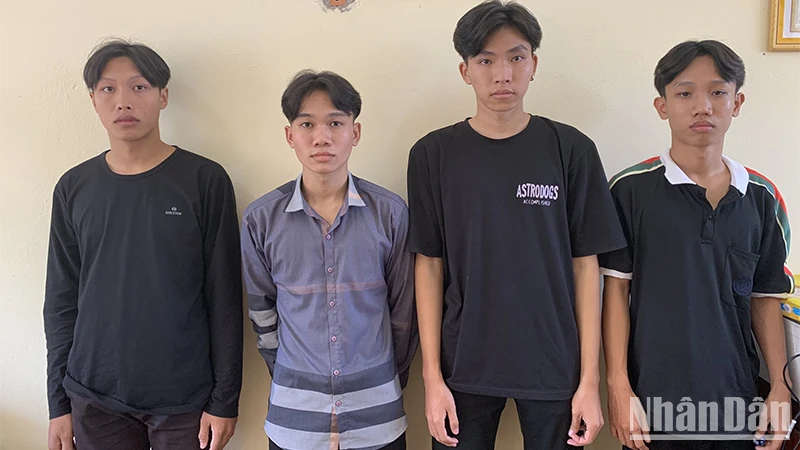 4 đối tượng tại Cơ quan công an.