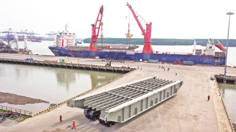 Cấu kiện siêu trường, siêu trọng dự án Sàn nâng Shiplift System, xuất khẩu đến Florida (Mỹ) của Tập đoàn Đại Dũng.
