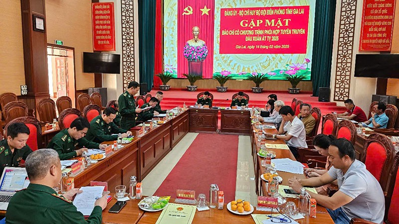 Quang cảnh buổi gặp mặt.