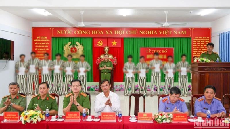 Lễ công bố Quyết định đặc xá năm 2025 của Chủ tịch nước cho các phạm nhân đủ điều kiện.
