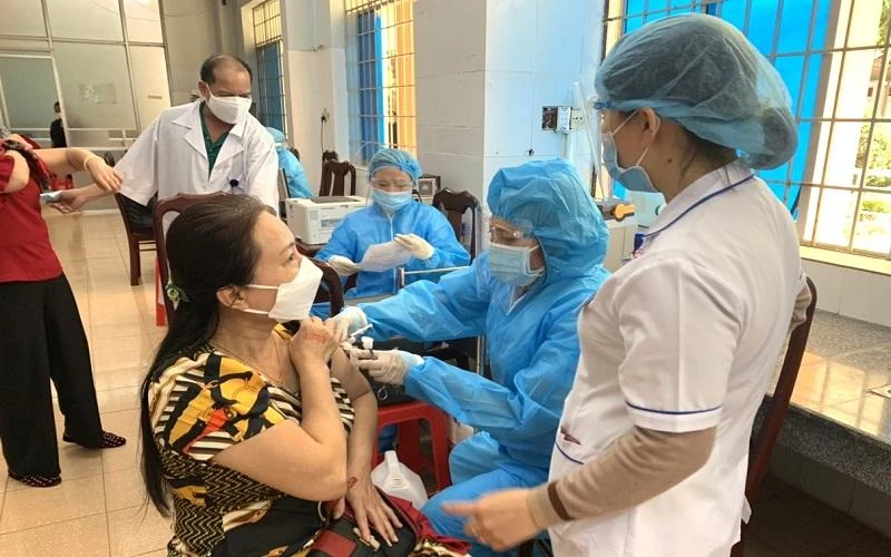 Việc mua sắm trang thiết bị, vật tư y tế, sinh phẩm, vaccine phòng, chống Covid-19 cũng xảy ra nhiều sai phạm.
