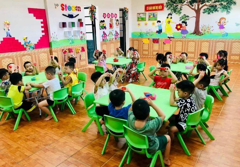 Học sinh mầm non Hoa Hồng, thành phố Lào Cai.