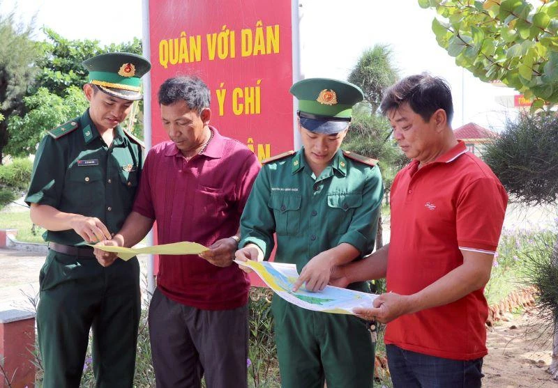 Tuyên truyền giúp ngư dân nâng cao nhận thức về bảo vệ đường ống dẫn khí trên biển.