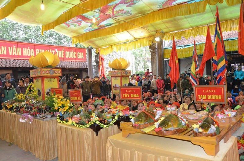 Thi cỗ cá, một nét văn hóa đặc sắc không thể thiếu trong Lễ hội đền Trần Thái Bình.