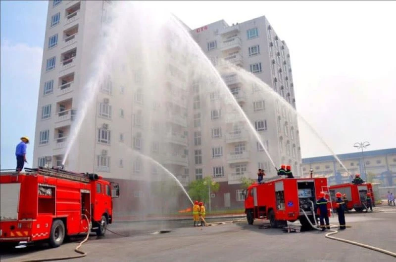 Đổi mới tư duy, phương pháp, tổ chức thực hiện phòng cháy chữa cháy và cứu nạn cứu hộ phù hợp với yêu cầu tình hình mới hiện nay.