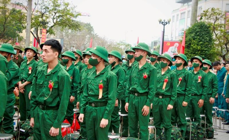Lễ giao, nhận quân tại TP Huế.