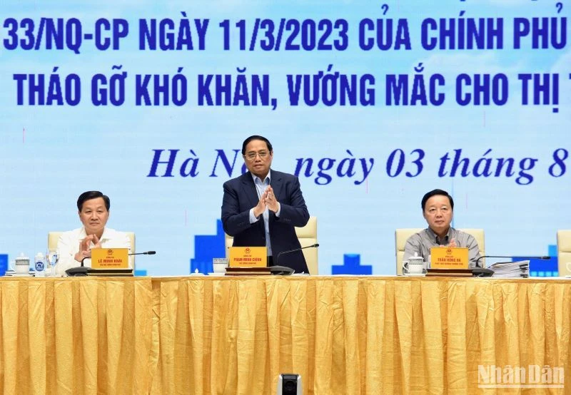 Thủ tướng Phạm Minh Chính chủ trì hội nghị. 