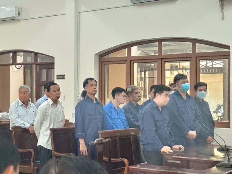 Các bị cáo tại phiên tòa.