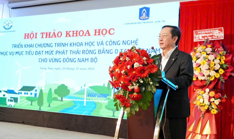 Bộ trưởng Khoa học và Công nghệ Huỳnh Thành Đạt phát biểu tại Hội thảo.