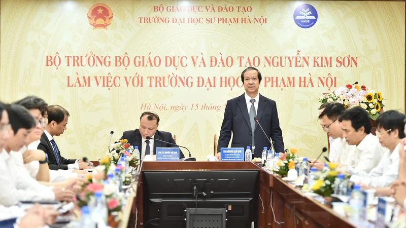 Toàn cảnh buổi làm việc