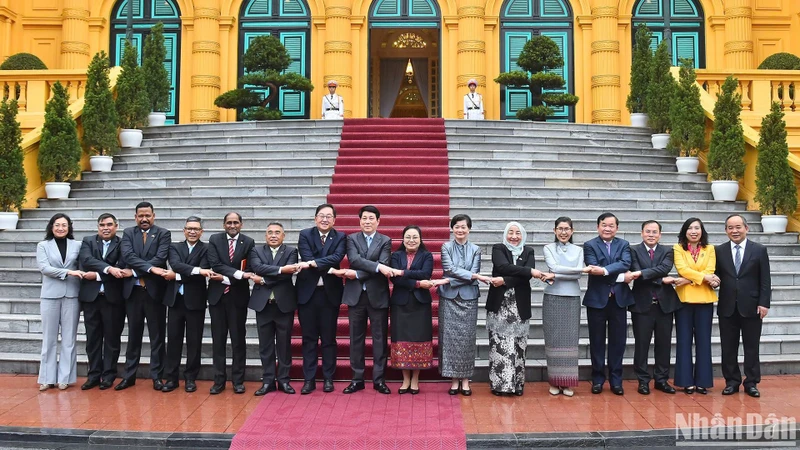 Chủ tịch nước Lương Cường đã tiếp Đại sứ, Đại biện các nước Hiệp hội các Quốc gia Đông Nam Á (ASEAN) và Timor-Leste tại Hà Nội.