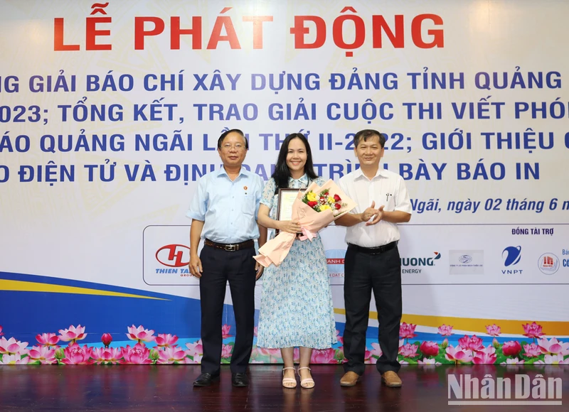 Trao giải A cho tác giả Bảo Hòa với tác phẩm "Cổ tích giữa đời thường".