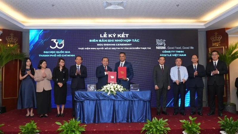 Nestlé Việt Nam và Đại học Quốc gia Thành phố Hồ Chí Minh đã ký kết hợp tác thực thi mô hình “3 nhà”.