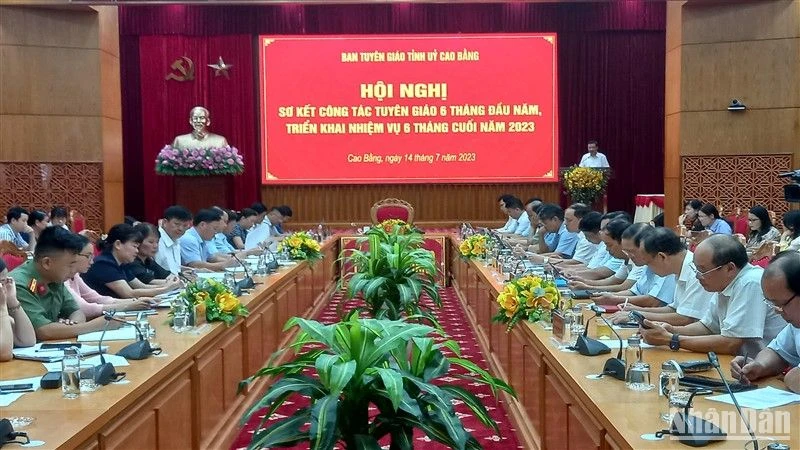 Quang cảnh hội nghị.