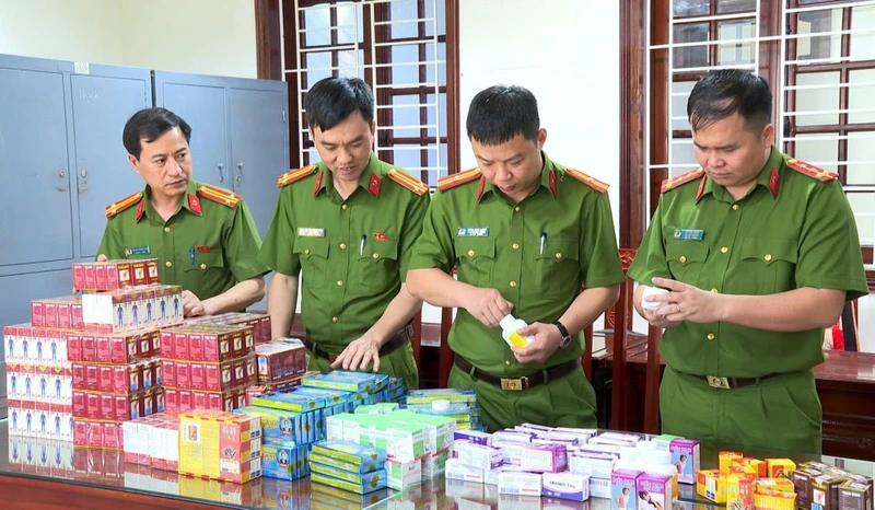 Thuốc giả được Công an tỉnh Thanh Hóa phát hiện, thu giữ. Ảnh: Lam Sơn