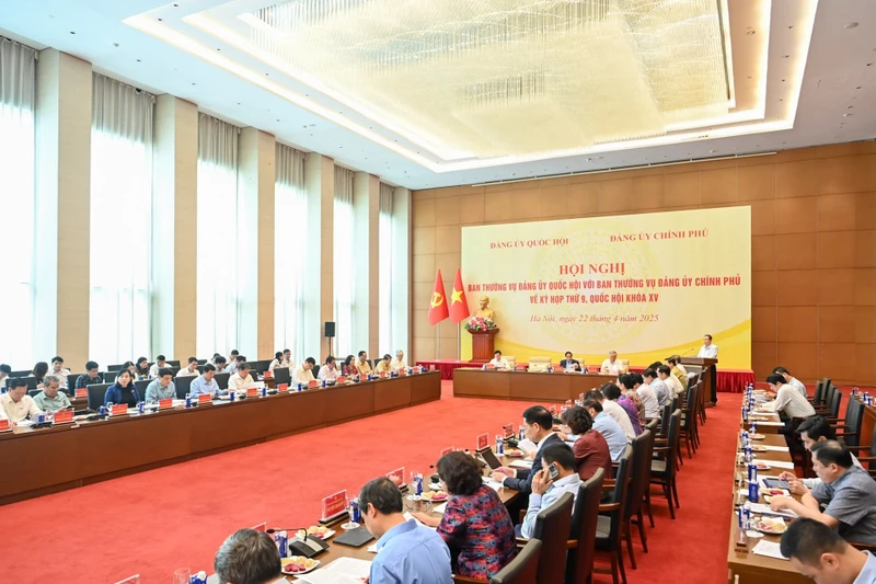 Hội nghị Ban Thường vụ Đảng ủy Quốc hội với Ban Thường vụ Đảng ủy Chính phủ về Kỳ họp thứ 9, Quốc hội khoá XV. Ảnh: Duy Linh