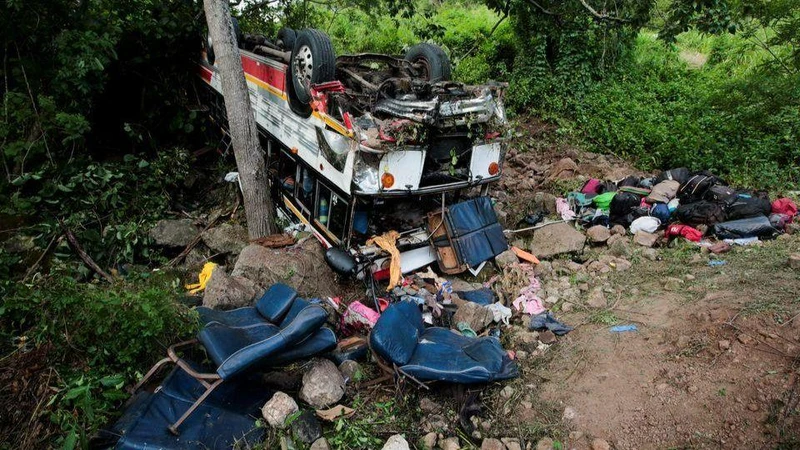 Hiện trường vụ tai nạn. (Ảnh: Reuters)