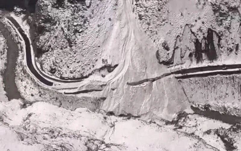 Vỡ sông băng dẫn tới lở tuyết tại khu vực thuộc bang Uttarakhand, miền bắc Ấn Độ. (Nguồn: ndtv.com)