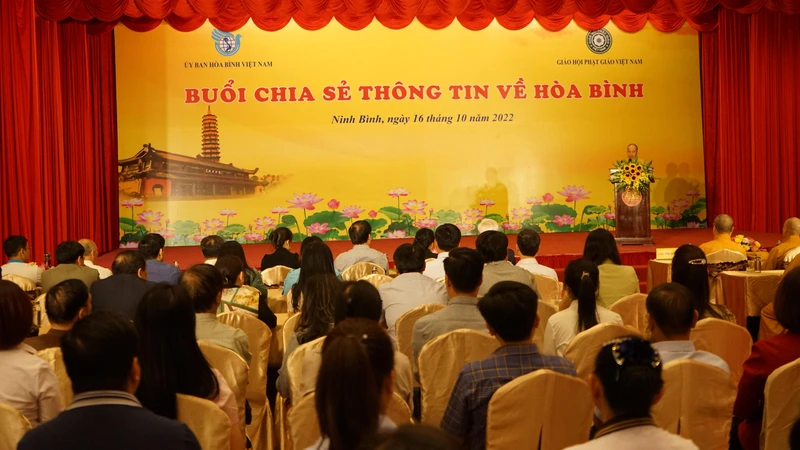 Quang cảnh buổi chia sẻ.
