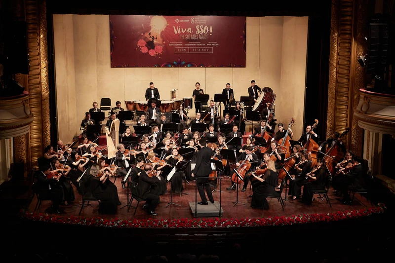 Đêm hoà nhạc "Mặt trời trở lại"