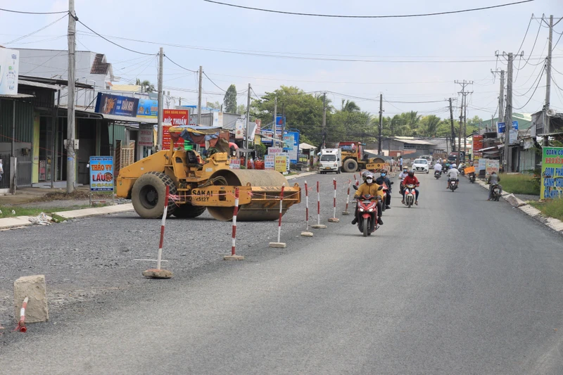 Đẩy nhanh tiến độ thi công công trình Quốc lộ 61B.