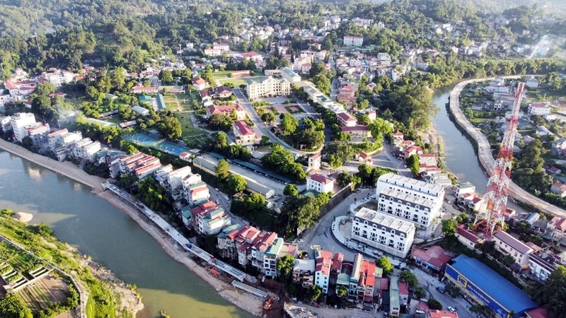 Diện mạo mới khang trang của TP Cao Bằng.