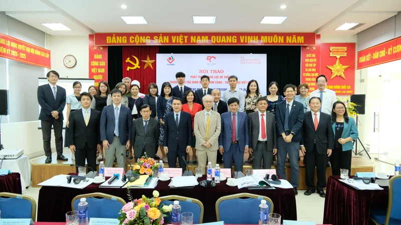Các đại biểu, chuyên gia dinh dưỡng Việt Nam và Nhật Bản tham dự hội thảo