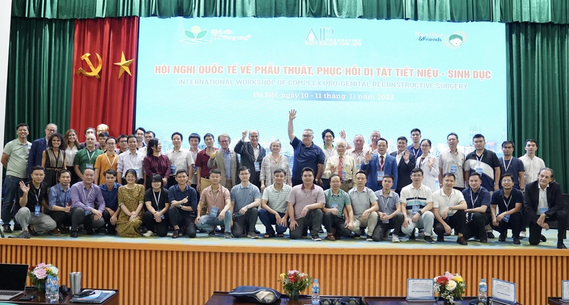 Các đại biểu tham dự Hội nghị.