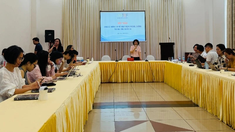 Quang cảnh hội thảo chia sẻ thông tin về hoạt động phòng, chống tác hại của thuốc lá.