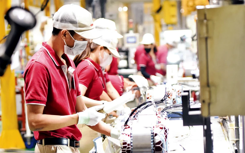 Sản xuất công nghiệp tại một doanh nghiệp ở Khu công nghiệp Amata.