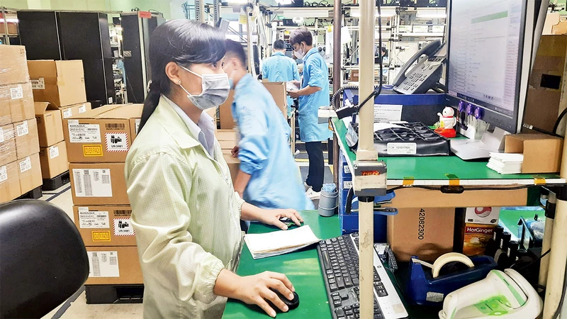 Hoạt động sản xuất của Công ty Trách nhiệm hữu hạn Datalogic Việt Nam, Khu công nghệ cao Thành phố Hồ Chí Minh.