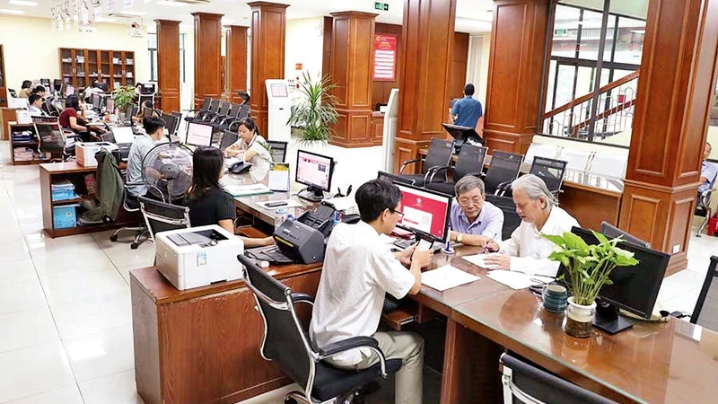 Hà Nam đầu tư đồng bộ hạ tầng, đáp ứng yêu cầu chuyển đổi số của người dân và doanh nghiệp.