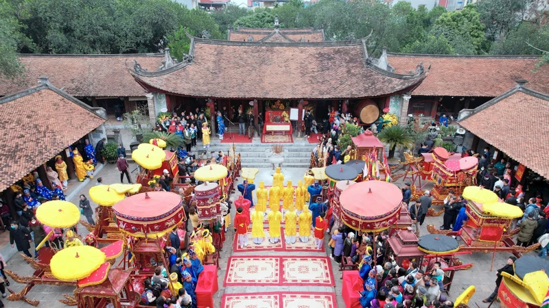 Lễ hội Cổ Loa diễn ra trong không khí hết sức trang nghiêm.