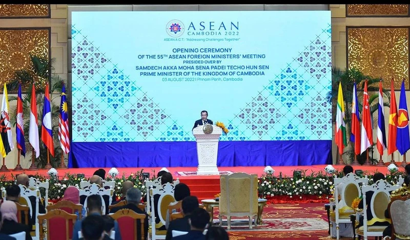 Thủ tướng Campuchia Samdech Techo Hun Sen đọc diễn văn khai mạc Hội nghị