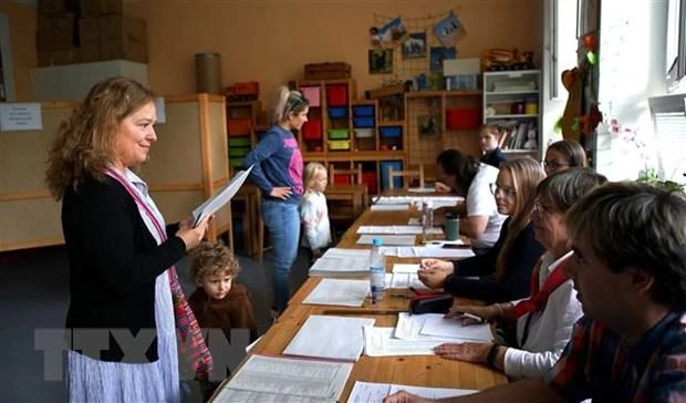 Điểm bỏ phiếu bầu Thượng viện vòng 1 tại Prague, Cộng hòa Séc ngày 23/9/2022. (Ảnh: THX/TTXVN)