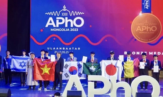 8 học sinh Việt Nam đoạt giải Olympic Vật lý châu Á - Thái Bình Dương