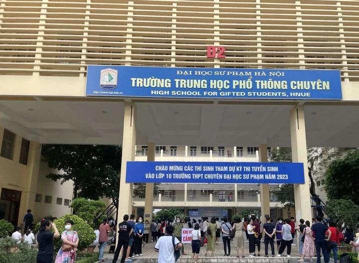 Gợi ý giải đề Toán chuyên thi lớp 10 Trường trung học phổ thông chuyên Sư phạm 
