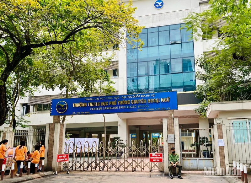 Trường chuyên Ngoại ngữ tuyển 525 chỉ tiêu vào lớp 10