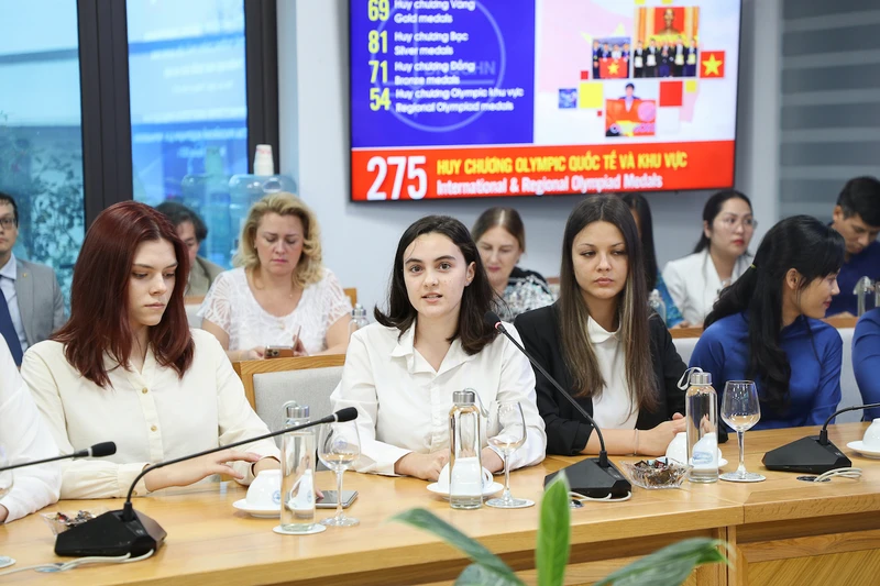Sinh viên Nga tại Đại học Quốc gia Hà Nội (Ảnh: VNU)