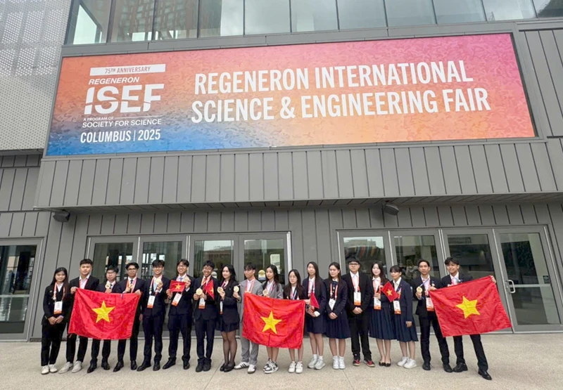 Đoàn học sinh Việt Nam tại Hội thi Khoa học kỹ thuật quốc tế năm 2025 (Regeneron ISEF 2025).
