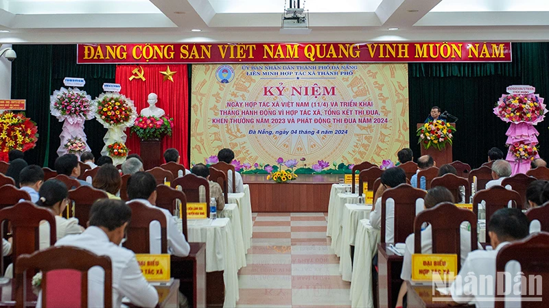 Toàn cảnh buổi lễ