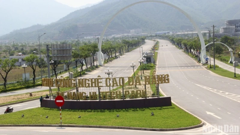Cụm công nghiệp Hòa Liên được thành lập trên cơ sở hạ tầng kỹ thuật Khu phụ trợ phục vụ dự án Khu công nghệ cao Đà Nẵng. (Ảnh: ANH ĐÀO)