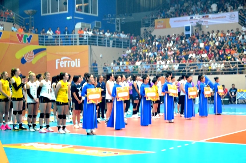 Giải Bóng chuyền nữ quốc tế VTV Cup Ferroli 2023 có 6 đội tham gia, thi đấu theo thể thức vòng tròn tính điểm. (Ảnh: QUỐC HỒNG)