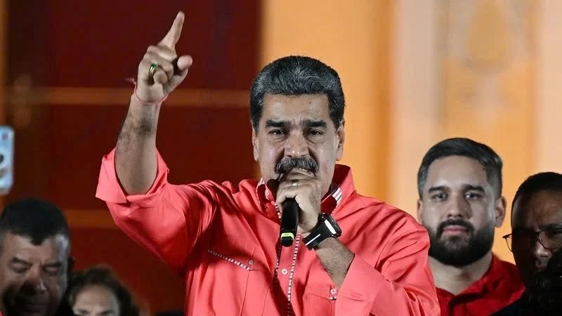 Tổng thống Venezuela Nicolas Maduro phát biểu trước những người ủng hộ.
