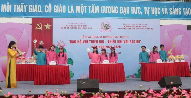 Ban tổ chức nhận bài dự thi đến hết ngày 5/4.
