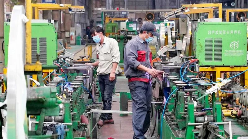 Lao động tại Công ty cổ phần quốc tế Sơn Hà, Hà Nội. (Ảnh minh họa: Duy Đăng)