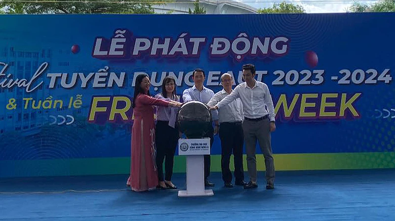 Khai mạc phiên giao dịch việc làm chuyên đề việc làm bán thời gian tại Hà Nội. (Ảnh: HCES)