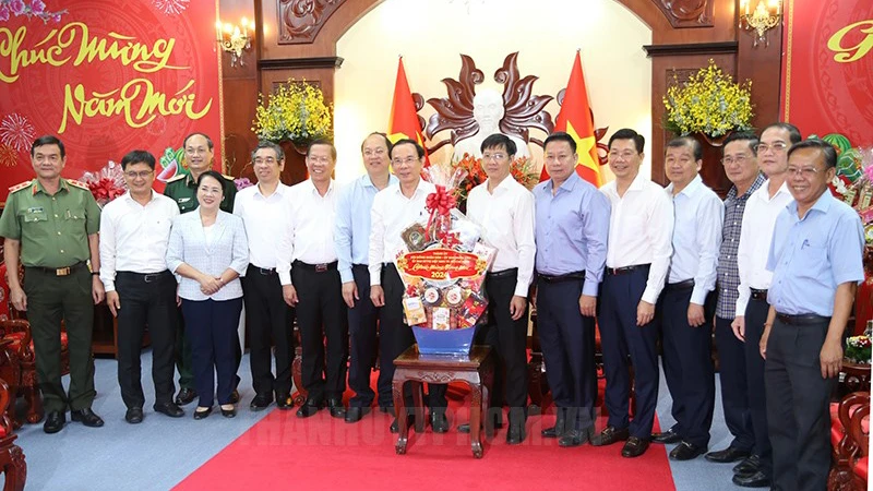 Bí thư Thành ủy Thành phố Hồ Chí Minh Nguyễn Văn Nên cùng các đại biểu đến thăm, chúc Tết Tỉnh ủy tỉnh Tây Ninh. Ảnh; https://www.hcmcpv.org.vn.