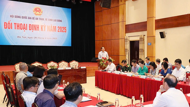 Quang cảnh đối thoại. (Ảnh Moha)