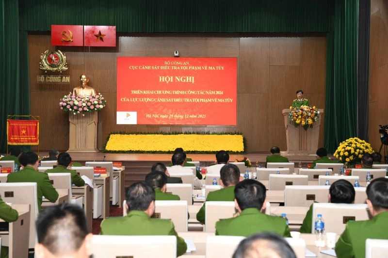 Toàn cảnh hội nghị.